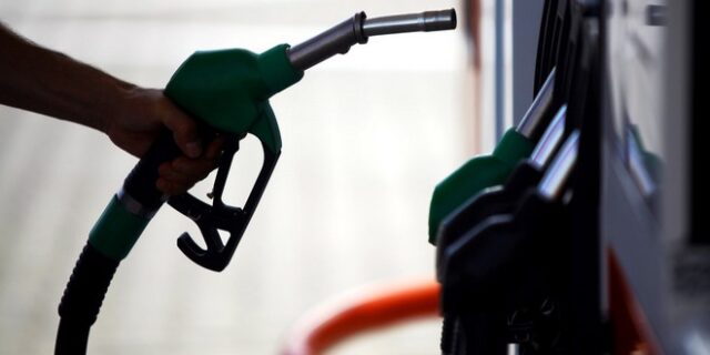 Προειδοποίηση για πλαφόν μετά την εκτόξευση τιμών στα καύσιμα