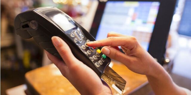 Σε τρία στάδια η υποχρεωτική εγκατάσταση συσκευών POS