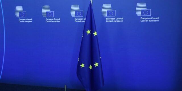‘Ανάστροφο κόφτη’ προτείνουν οι Βρυξέλλες