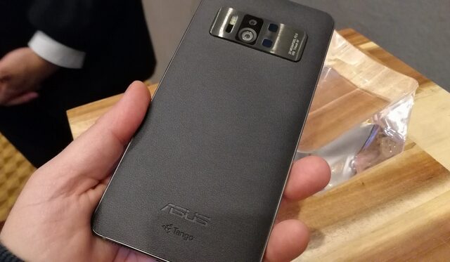 To πρώτο smartphone με 8 Gb RAM έρχεται από την Asus
