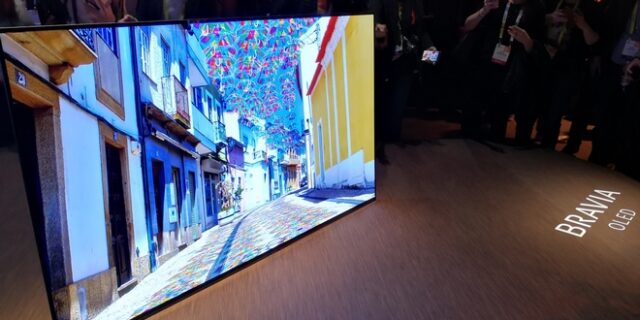 Με αυτή την τηλεόραση η Sony καταργεί τα ηχεία και υιοθετεί την OLED τεχνολογία