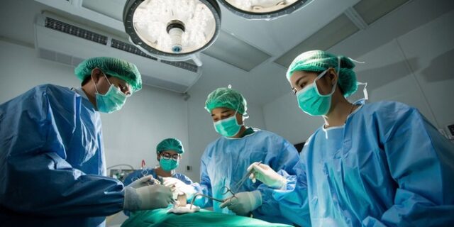 Όλες οι χειρουργικές επεμβάσεις των νοσοκομείων θα αναρτώνται στο διαδίκτυο