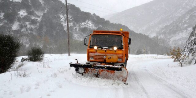 Επί ποδός ο κρατικός μηχανισμός ενόψει της επέλασης του χιονιά