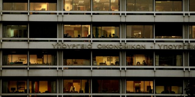 ΥΠΟΙΚ: Βέβαιος ο στόχος για πρωτογενές πλεόνασμα 1,75% του ΑΕΠ το 2017