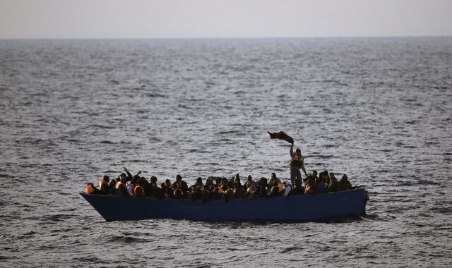 Λιβύη: 74 σοροί προσφύγων ξεβράστηκαν στις ακτές της Ζαουίγια