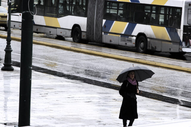 Έκτακτο δελτίο καιρού: Καταιγίδες, χαλαζοπτώσεις και ισχυροί άνεμοι