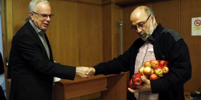 Αποστόλου σε αγρότες: Θα δώσουμε μάχη για το κόστος παραγωγής