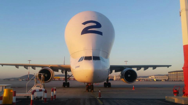 Στo Ελευθέριος Βενιζέλος το γιγαντιαίο Beluga Airbus