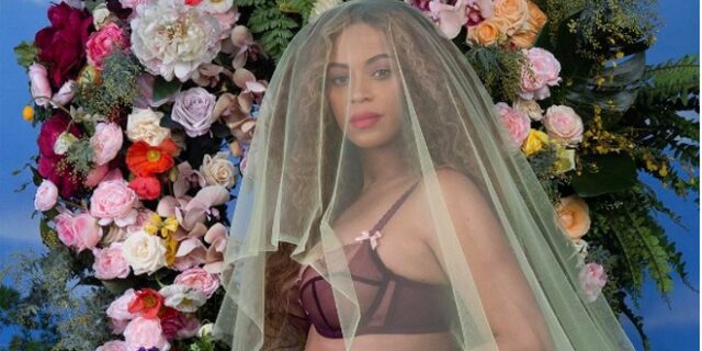 Η Beyonce ανακοίνωσε πως περιμένει δίδυμα