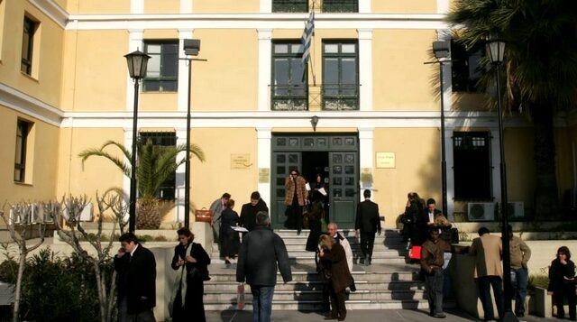 Φάρσα το τηλεφώνημα για ρουκέτα στην Ευελπίδων