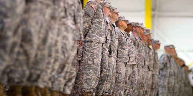 Διαψεύδει ο Λευκός Οίκος τα περί εθνοφρουράς κατά μεταναστών