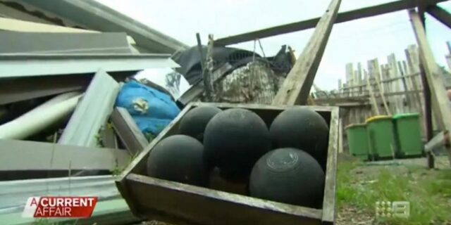 Βίντεο: Έκανε το σπίτι του φρούριο για να κρατήσει εκτός την πρώην σύζυγό του