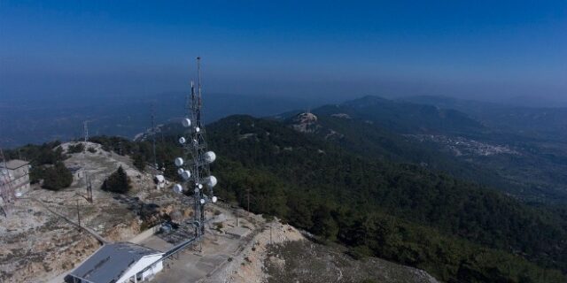 COSMOTE: Το internet  ‘τρέχει’ στο Καστελλόριζο με χρήση πρωτοποριακής τεχνολογίας
