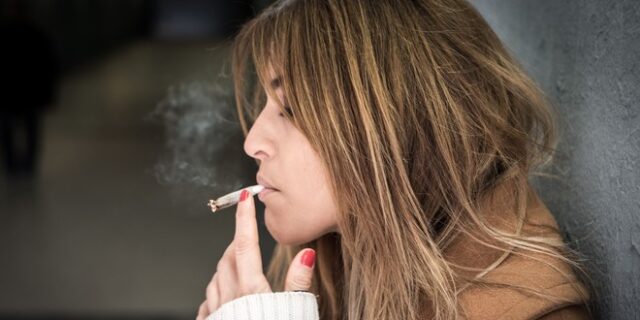 Νέα λίστα: Πρωταθλητές της Ευρώπης στο κάπνισμα οι Έλληνες