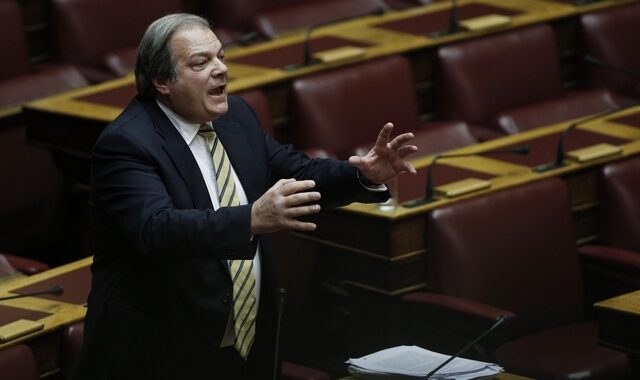 Κατσίκης: Παραποίησε τα λεγόμενα μου η ΝΔ. Οι εκλογές θα γίνουν στο χρόνο τους