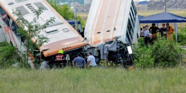 Τραγωδία στην Αργεντινή: 13 νεκροί και δεκάδες τραυματίες σε σύγκρουση λεωφορείων