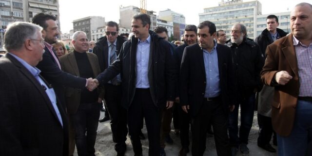 Περιοδεία Μητσοτάκη στον Πειραιά: Χρειάζεται μία κυβέρνηση φιλική προς τις επενδύσεις