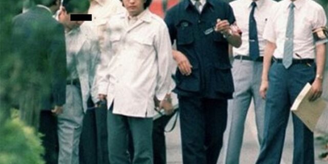 Μηχανή του Χρόνου: Έπινε το αίμα των θυμάτων του και έστελνε φωτογραφίες στους γονείς τους