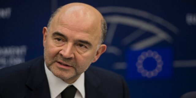 Μοσκοβισί: Η ευρωζώνη να αποκτήσει προϋπολογισμό και υπουργό Οικονομικών