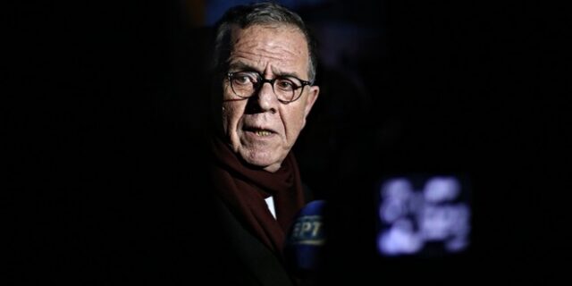 Επίθεση Μουζάλα σε δημάρχους και ΝΔ για τους θανάτους στη Μόρια