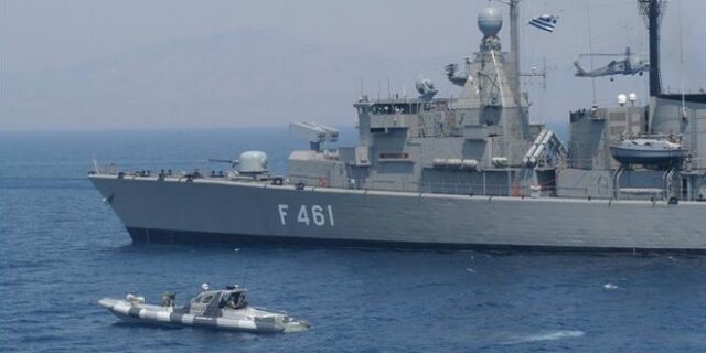 Η φρεγάτα ‘Navarino’ και το υποβρύχιο ‘Ποσειδών’ σε επιχείρηση στη Μεσόγειο