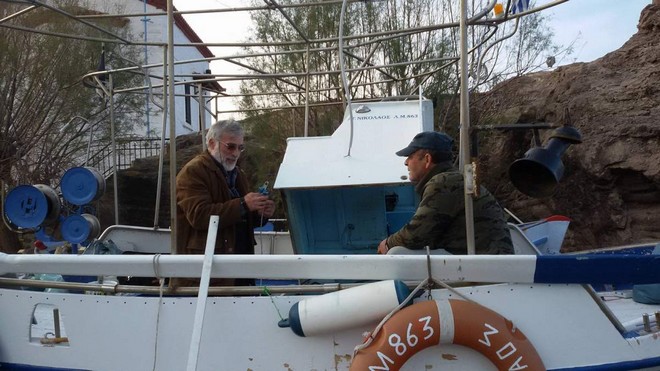 Η καμπάνια του NEWS247 και του TVXS πέτυχε: Επισκευάζονται δύο βάρκες στη Λέσβο