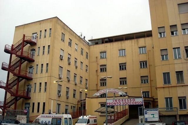 Κατ’ οίκον περιορισμός στο προσωπικό νοσοκομείου που είχε στήσει κομπίνα με τις παρουσίες