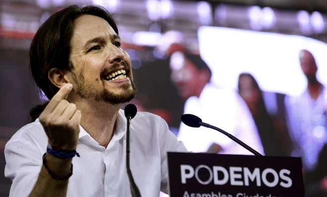 Ισπανία: Ο Ιγκλέσιας επανεξελέγη στην ηγεσία του Podemos