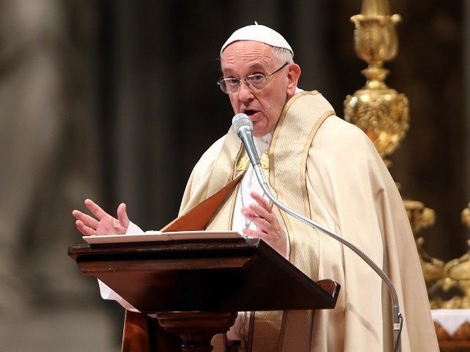 Πάπας: Καλύτερα άθεος, παρά υποκριτής χριστιανός