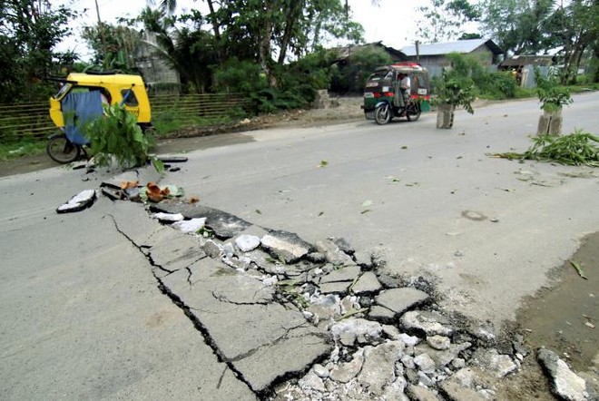 Φιλιππίνες: Ισχυρός φονικός σεισμός 6,5 ρίχτερ έπληξε τη νήσο Μιντανάο