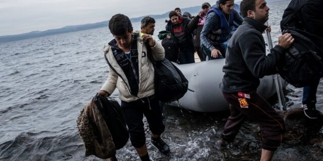Στους 65 οι πρόσφυγες και μετανάστες που έφτασαν στη Σάμο, το τελευταίο 24ωρο