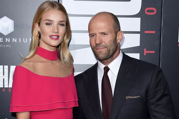 Ο Jason Statham θα γίνει μπαμπάς. Έγκυος η Rosie Huntington-Whiteley