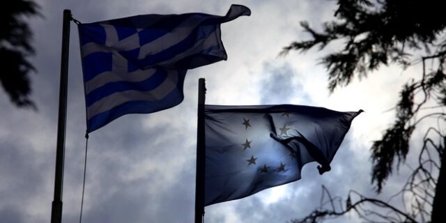 Μην σκιαμαχείτε, δώστε απαντήσεις
