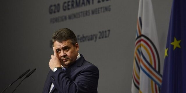 Πυρά Γκάμπριελ κατά Σόιμπλε για την Ελλάδα