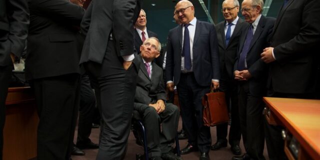 Tageszeitung: Ο Σόιμπλε συμπεριφέρεται ως δικτάτορας