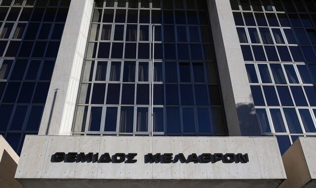 Εκτός εξωδικαστικού συμβιβασμού γιατροί και δικηγόροι