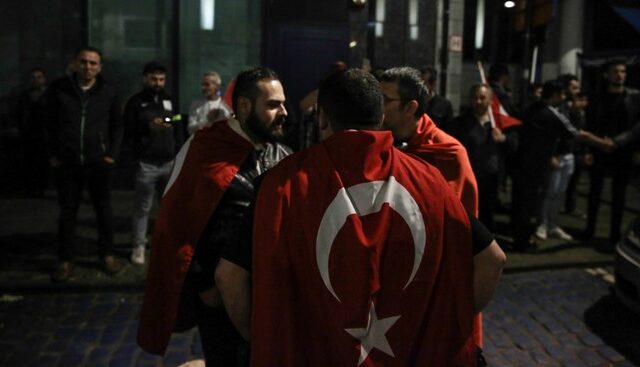 Δεν κρατούνται από την ΕΥΠ οι δυο Τούρκοι, λένε κύκλοι της κυβέρνησης