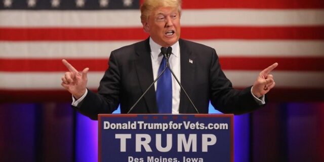 Δικαστικό ‘χαστούκι’ στον Τραμπ για το αντιμεταναστευτικό διάταγμα