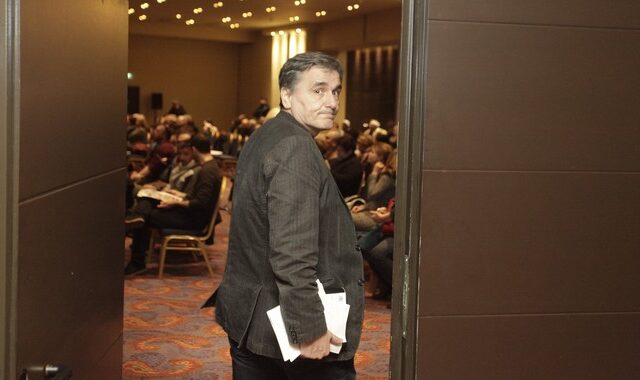 Τσακαλώτος: Στη διαπραγματευτική ομάδα δεν έχουμε λευκή επιταγή