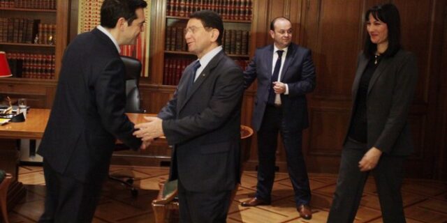 Τσίπρας: Σπάμε τα ρεκόρ στον τουρισμό