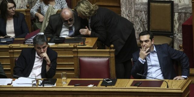 ΝΔ: Εμφανής η διάσταση Τσίπρα – Τσακαλώτου