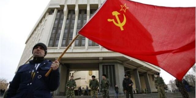 ΚΚΕ: Ντροπή η επίσκεψη Τσίπρα στην Ουκρανία