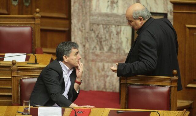 Το δίλημμα των βουλευτών