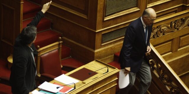 Κόντρα Τσακαλώτου- Δένδια με Τουέιν, στίχους του Dylan και Deja vu