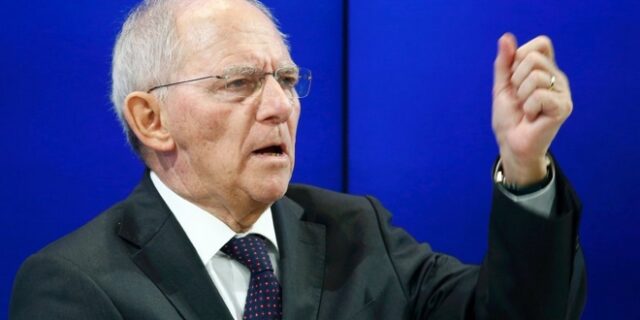 Σόιμπλε: Εάν θέλετε κούρεμα χρέους, φύγετε απο την Ευρωζώνη