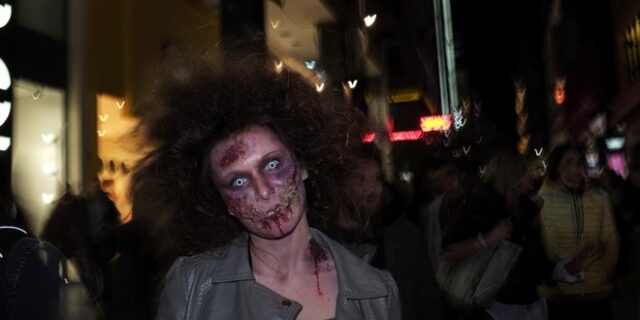 Τα zombie ξεχύθηκαν στους δρόμους της Αθήνας