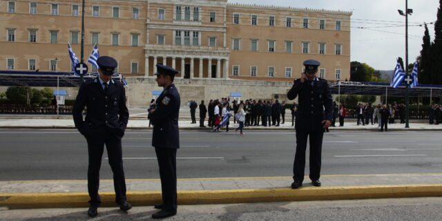 25η Μαρτίου: Τα μέτρα της Τροχαίας για την μαθητική και την στρατιωτική παρέλαση