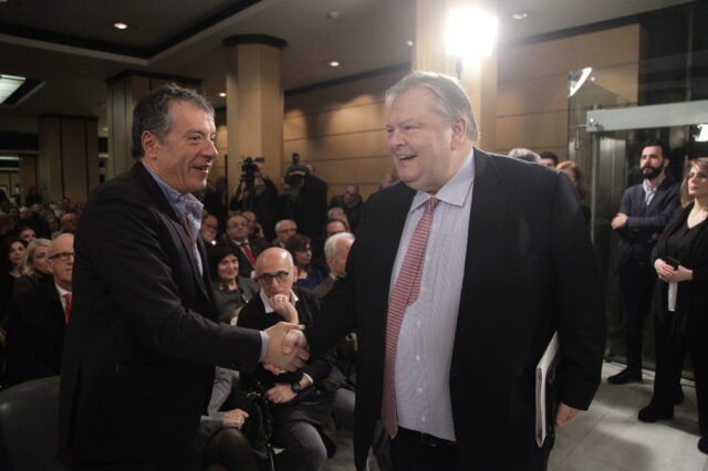 Ο Ευάγγελος και ο Σταύρος