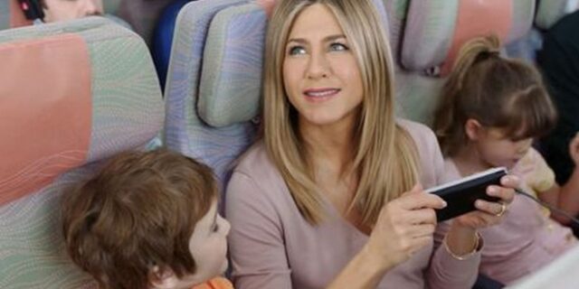 Αεροπορικές τρολάρουν την απαγόρευση ηλεκτρονικών συσκευών σε πτήσεις