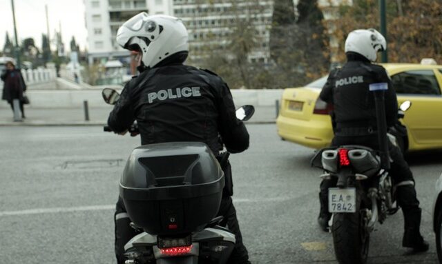 Θύμα ξυλοδαρμού ο διευθυντής του δεύτερου Τελωνείου Πειραιά